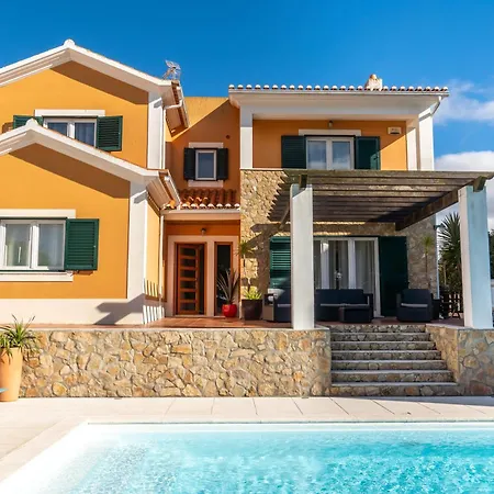 Blue - Private Pool